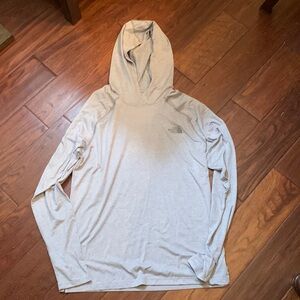 NorthFace hooded lightweight pullover; Men’s Medium